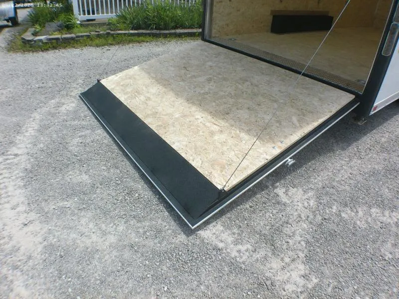 new Equipment / Flatbed Trailers Wells Cargo  for sale, in Middlebury, IN Thumbnail 9