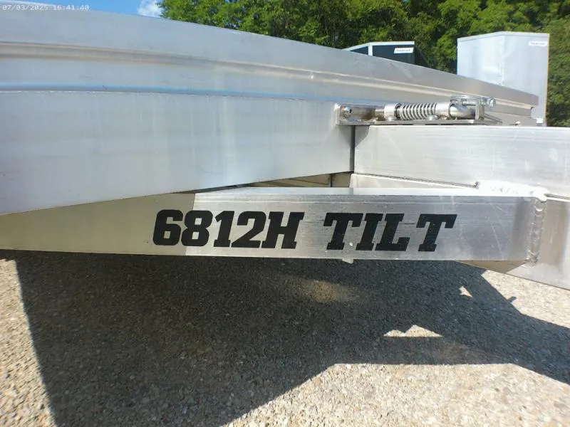 new Equipment / Flatbed Trailers Aluma  for sale, in Middlebury, IN Thumbnail 2