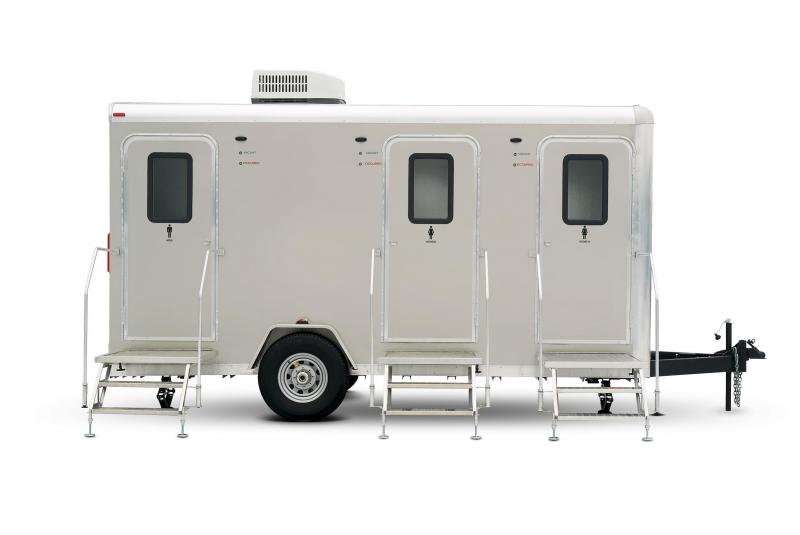 103 LuxuryLav 3 Stall Combo 103 LuxuryLav 3 Stall Combo