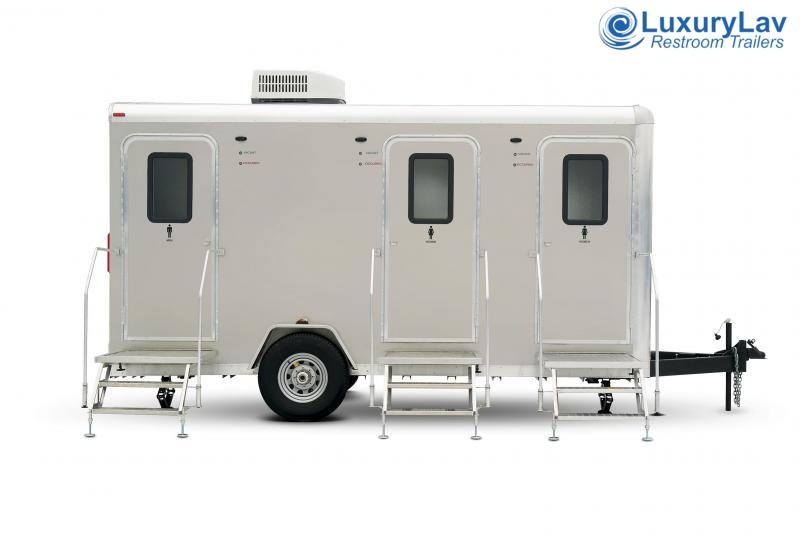 103 LuxuryLav 3 Stall Combo 103 LuxuryLav 3 Stall Combo