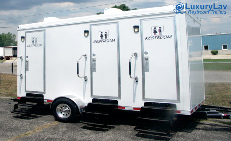103 B LuxuryLav BT 3 Stall Restroom Trailer 103 B LuxuryLav BT 3 Stall Restroom Trailer