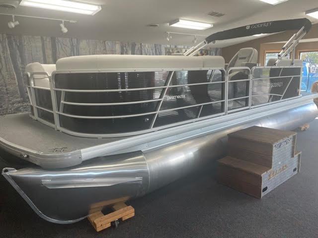 2022 Sweetwater Pontoon Boats 2286 SBX Pontoon Boat 2022 Sweetwater Pontoon Boats 2286 SBX Pontoon Boat