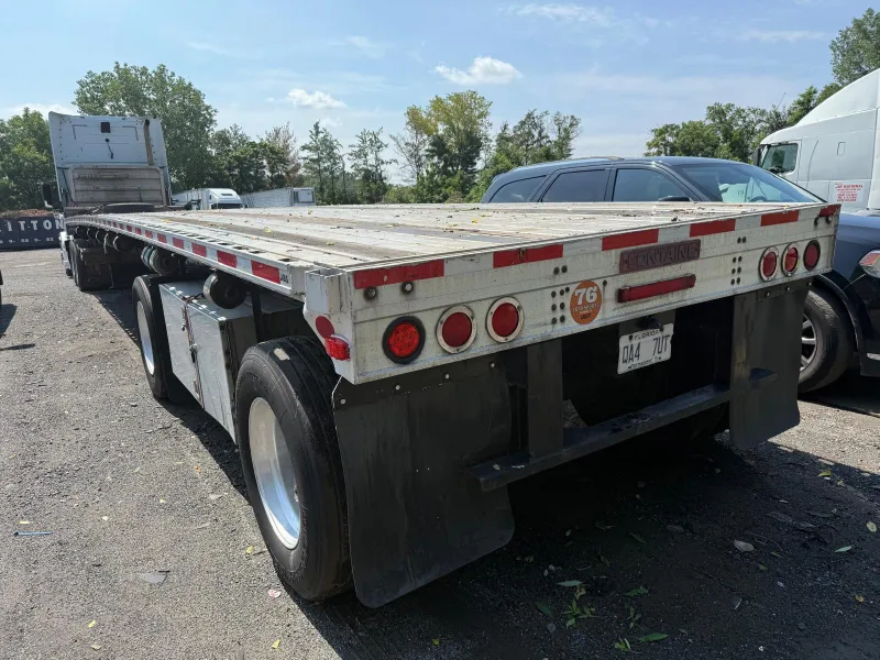 used Flatbed Semi Trailers Fontaine  for sale, in Riverton, NJ Thumbnail 3