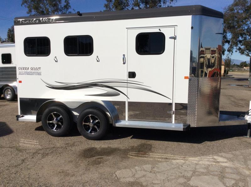 2020 Trails West Sierra Select 2 Horse Trailer 2020 Trails West Sierra Select 2 Horse Trailer