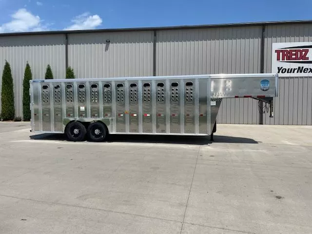 2026 Merritt Trailers Cattle Baron 7x24 Livestock Trailer