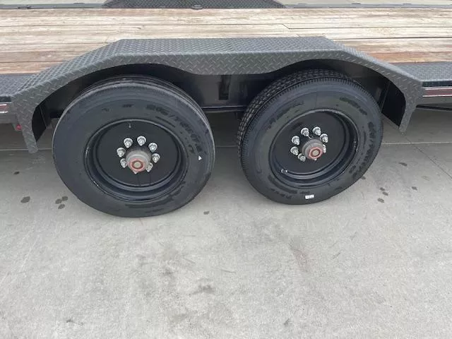 used Equipment / Flatbed Trailers Diamond C Trailers  for sale, in Cortland, NE Thumbnail 8