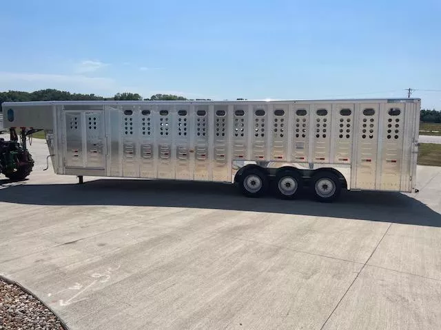 new Stock / Stock Combo Trailers Merritt Trailers  for sale, in Cortland, NE Thumbnail 3
