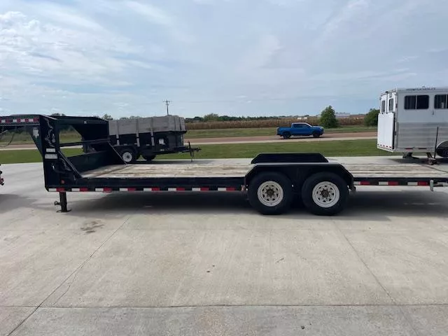 used Equipment / Flatbed Trailers PJ Trailers  for sale, in Cortland, NE Thumbnail 4