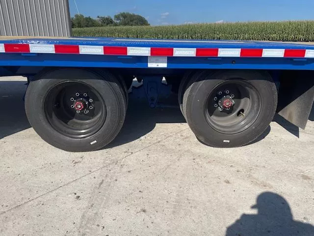 new Equipment / Flatbed Trailers Midsota  for sale, in Cortland, NE Thumbnail 3