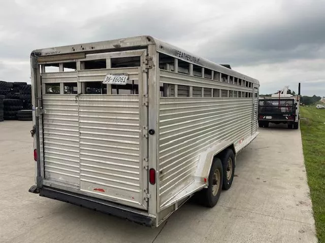 used Stock / Stock Combo Trailers Featherlite  for sale, in Cortland, NE Thumbnail 5