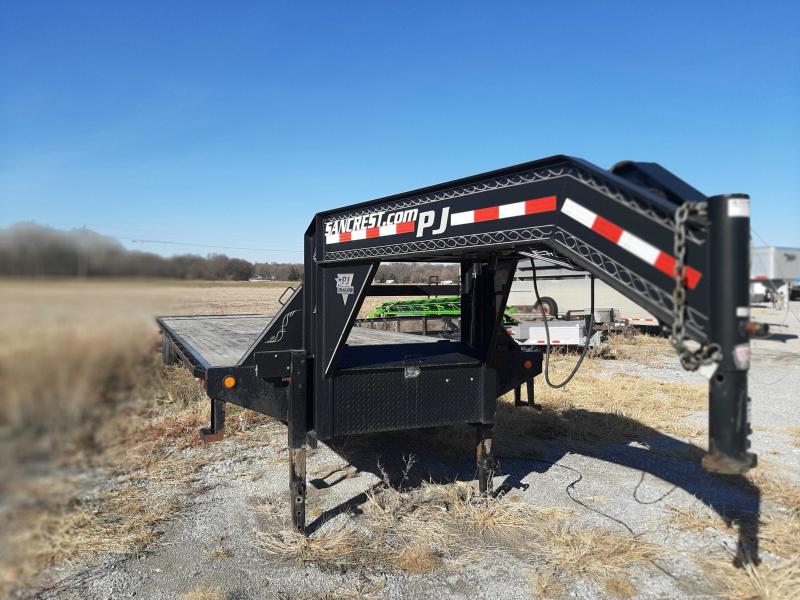 2011 PJ Trailers GOOSENECK FLATBED Flatbed Trailer 2011 PJ Trailers GOOSENECK FLATBED Flatbed Trailer