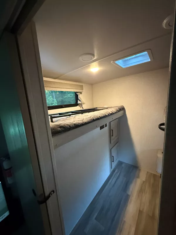 used Travel Trailers Forest River Flagstaff for sale, in New Kensington, PA Thumbnail 7