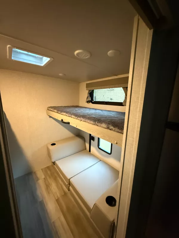 used Travel Trailers Forest River Flagstaff for sale, in New Kensington, PA Thumbnail 8