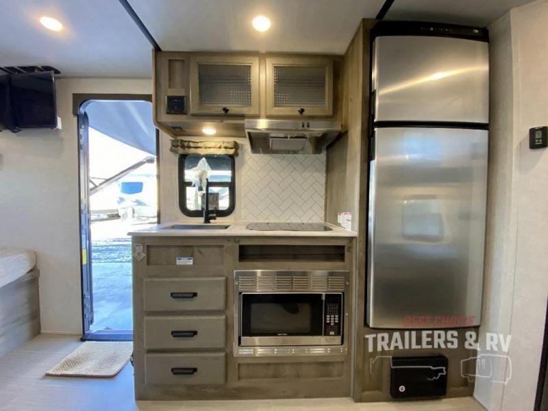 new Travel Trailers Forest River Surveyor Legend for sale, in Irwin, PA Thumbnail 18
