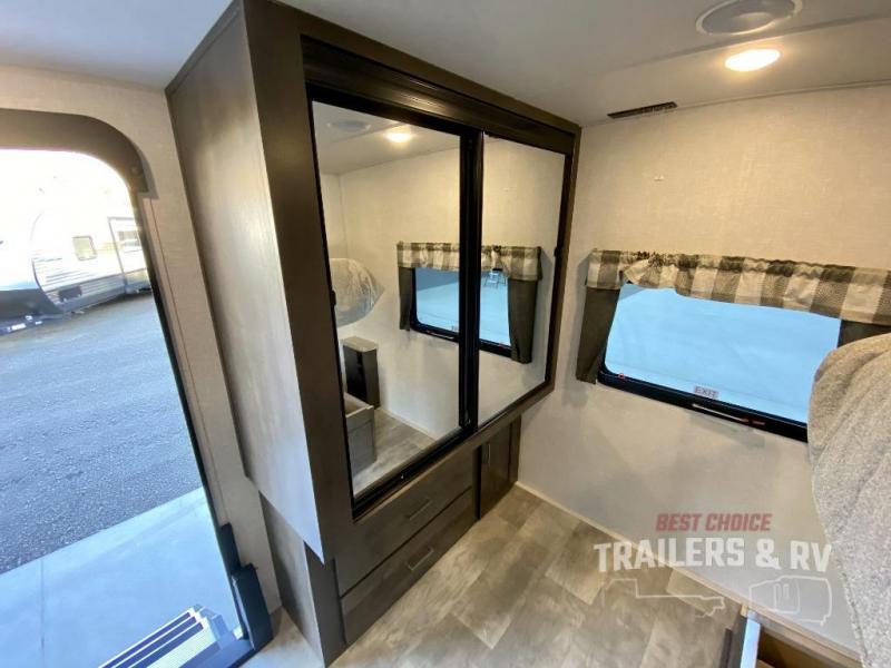 new Travel Trailers Forest River Flagstaff Micro Lite for sale, in Irwin, PA Thumbnail 46