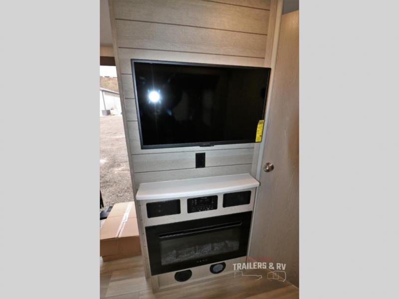 new Travel Trailers Forest River Flagstaff Micro Lite for sale, in Irwin, PA Thumbnail 8