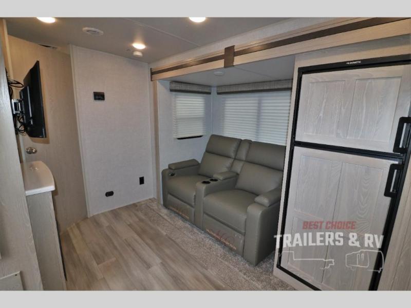 new Travel Trailers Forest River Flagstaff Micro Lite for sale, in Irwin, PA Thumbnail 5