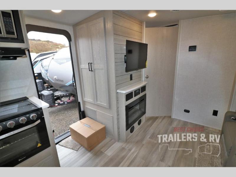 new Travel Trailers Forest River Flagstaff Micro Lite for sale, in Irwin, PA Thumbnail 6