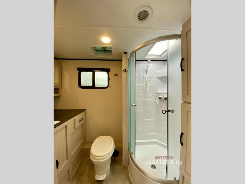 new Travel Trailers Coachmen Apex Ultra-Lite for sale, in Irwin, PA Thumbnail 43