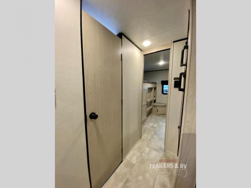 new Travel Trailers Coachmen Apex Ultra-Lite for sale, in Irwin, PA Thumbnail 29