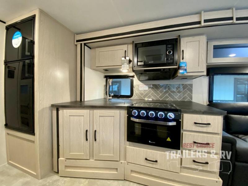 new Travel Trailers Coachmen Apex Ultra-Lite for sale, in Irwin, PA Thumbnail 27