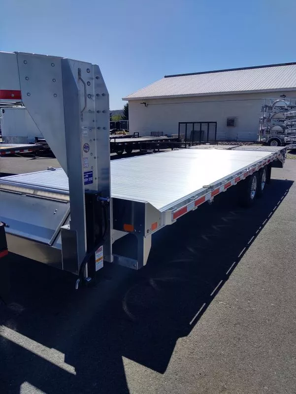 2025 EBY 8.5X25 15.9K Deckover Trailer
