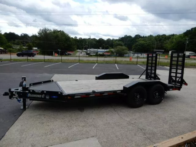 Diamond C 82x16' Equipment, 2' Dove & Extra-Wide Flip Ramps 2025