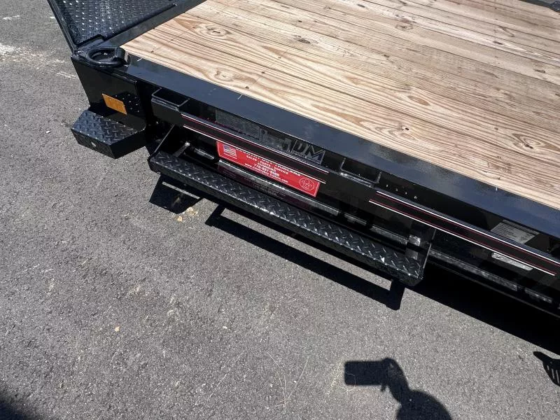 new Equipment / Flatbed Trailers Diamond C Trailers  for sale, in Mableton, GA Thumbnail 18