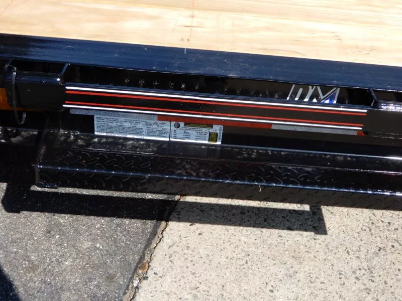 new Equipment / Flatbed Trailers Diamond C Trailers  for sale, in Cumming, GA Thumbnail 4