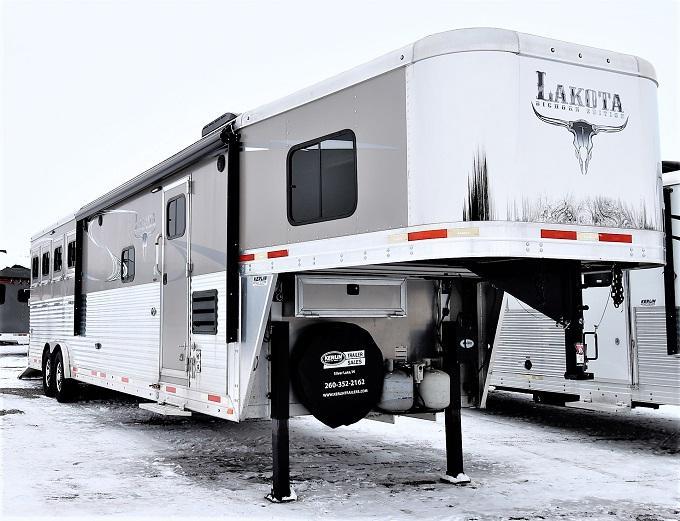 Used Lakota Horse trailers for sale