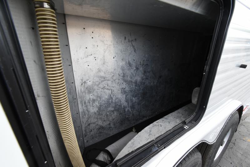 used Horse Trailers Exiss Trailers  for sale, in Silver Lake, IN Thumbnail 5