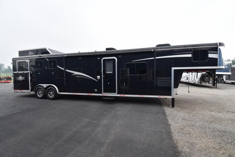 2016 Featherlite 8533673HSTD Horse Trailer KERLIN TRAILERS Horse