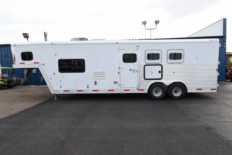 used Horse Trailers Exiss Trailers  for sale, in Silver Lake, IN Thumbnail 4