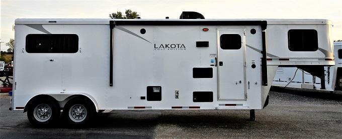 2021 Lakota Colt AC29 Horse Trailer 2021 Lakota Colt AC29 Horse Trailer