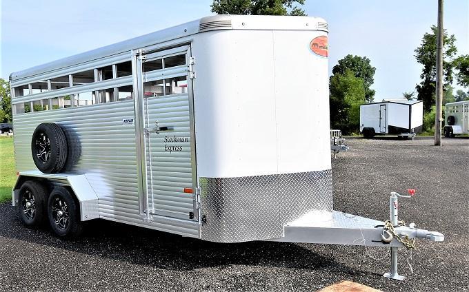 2022 Sundowner Trailers Stockman Express 16' Livestock Trailer 2022 Sundowner Trailers Stockman Express 16' Livestock Trailer