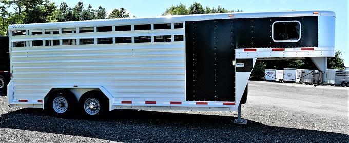 2013 Exiss Trailers Stock Combo w/Dressing Room Horse Trailer 2013 Exiss Trailers Stock Combo w/Dressing Room Horse Trailer