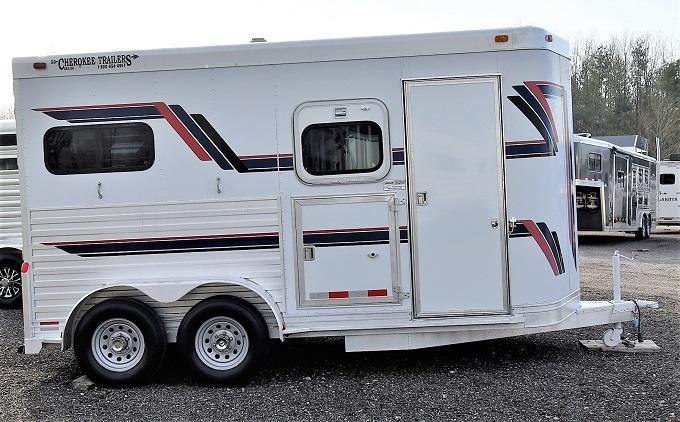 2000 Cherokee Trailers Super Chief Straight Load BP Horse Trailer 2000 Cherokee Trailers Super Chief Straight Load BP Horse Trailer