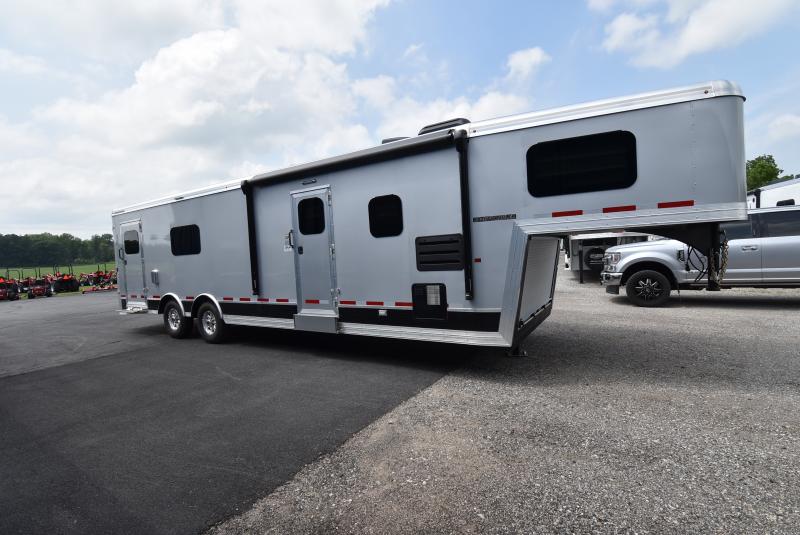2023 Logan Coach sport hauler 12x12x16 Toy Hauler 2023 Logan Coach sport hauler 12x12x16 Toy Hauler