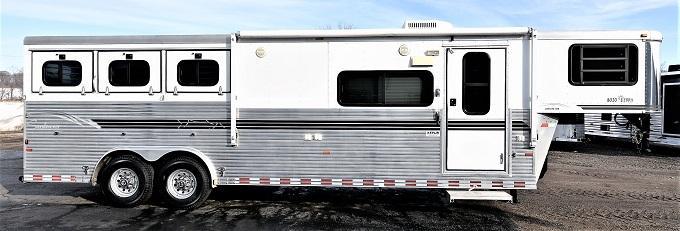 2004 Sundowner Trailers 8010 Horse Trailer 2004 Sundowner Trailers 8010 Horse Trailer
