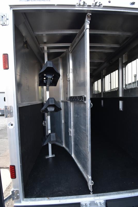 used Horse Trailers Featherlite  for sale, in Silver Lake, IN Thumbnail 8