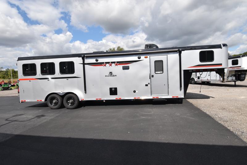 2023 Bison Trailers Ranger 7311.S Horse Trailer