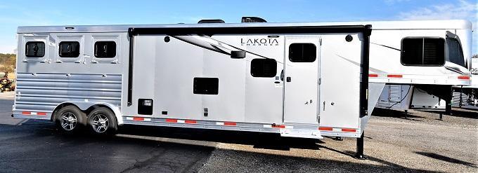 2021 Lakota Charger 8313SR Horse Trailer 2021 Lakota Charger 8313SR Horse Trailer