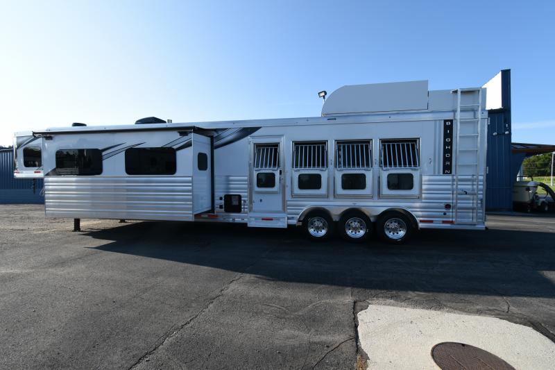 new Horse Trailers Lakota  for sale, in Silver Lake, IN Thumbnail 4