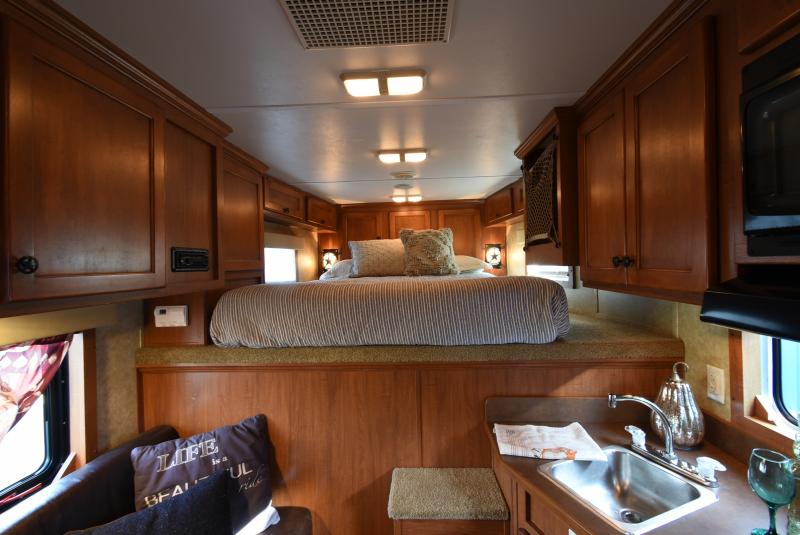 used Horse Trailers Exiss Trailers  for sale, in Silver Lake, IN Thumbnail 11