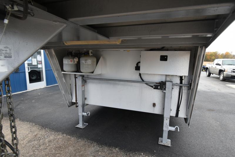 used Horse Trailers Exiss Trailers  for sale, in Silver Lake, IN Thumbnail 3