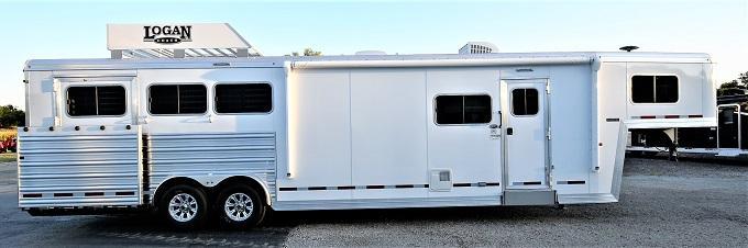 2021 Logan Coach 812 Limited Side Load Full Rear Tack Horse Trailer 2021 Logan Coach 812 Limited Side Load Full Rear Tack Horse Trailer