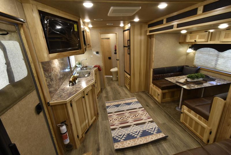 2022 Lakota 8315 Charger Horse Trailer 2022 Lakota 8315 Charger Horse Trailer