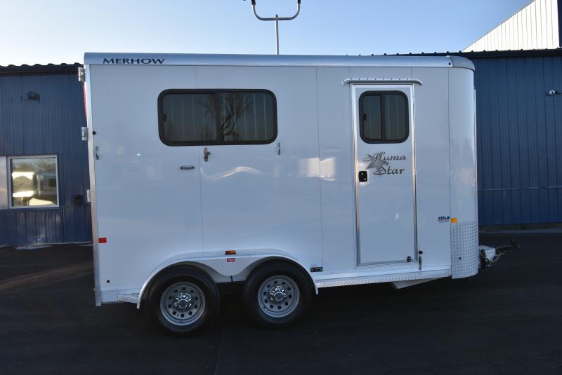 2015 Merhow Trailers 2 Horse Straight load Alumasport Horse Trailer 2015 Merhow Trailers 2 Horse Straight load Alumasport Horse Trailer