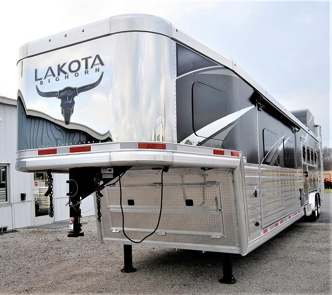 2022 Lakota Bighorn 8417 Horse Trailer Near Me Trailer Classifieds