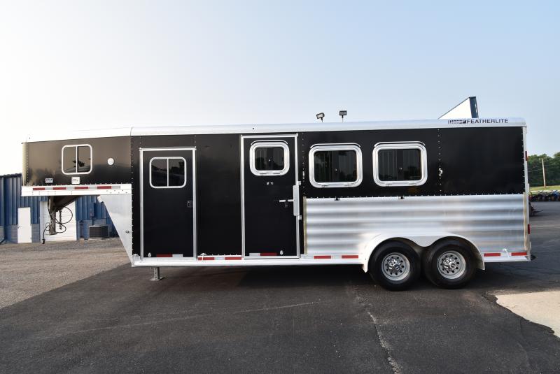 used Horse Trailers Featherlite  for sale, in Silver Lake, IN Thumbnail 3